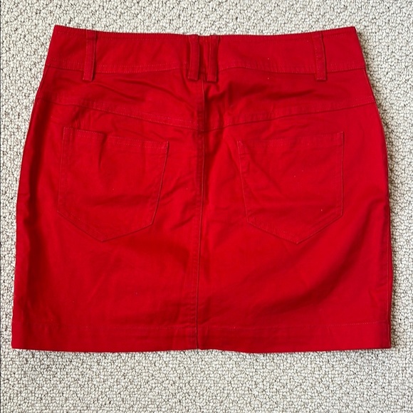Women's Red Thomas Burberry Skirt - Picture 6 of 8